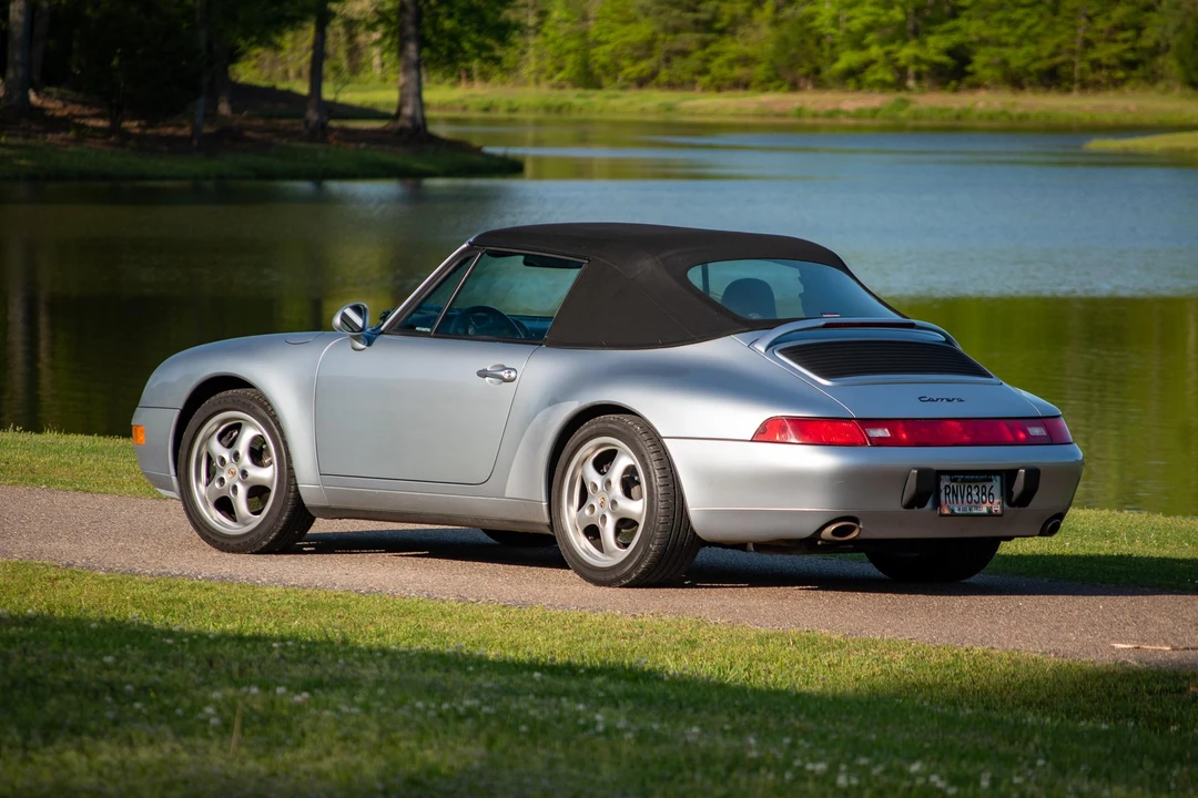 1995 Porsche 993 Carrera - Image 11 of 31