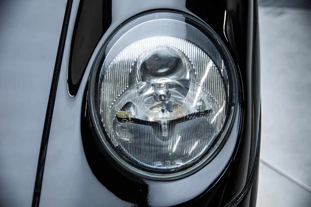 1995 Porsche 993 Carrera - Image 24 of 31