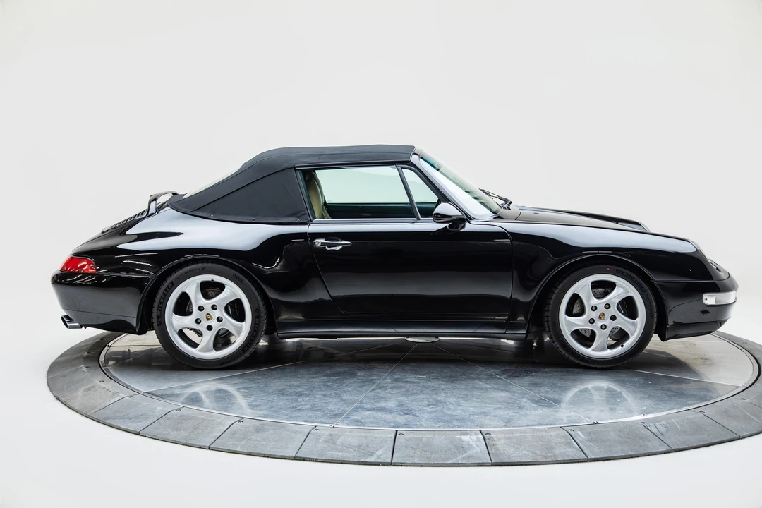 1995 Porsche 993 Carrera - Image 8 of 31