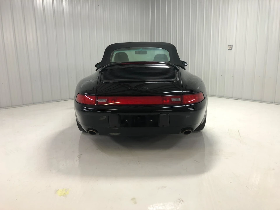 1995 Porsche 993 Carrera - Image 17 of 31