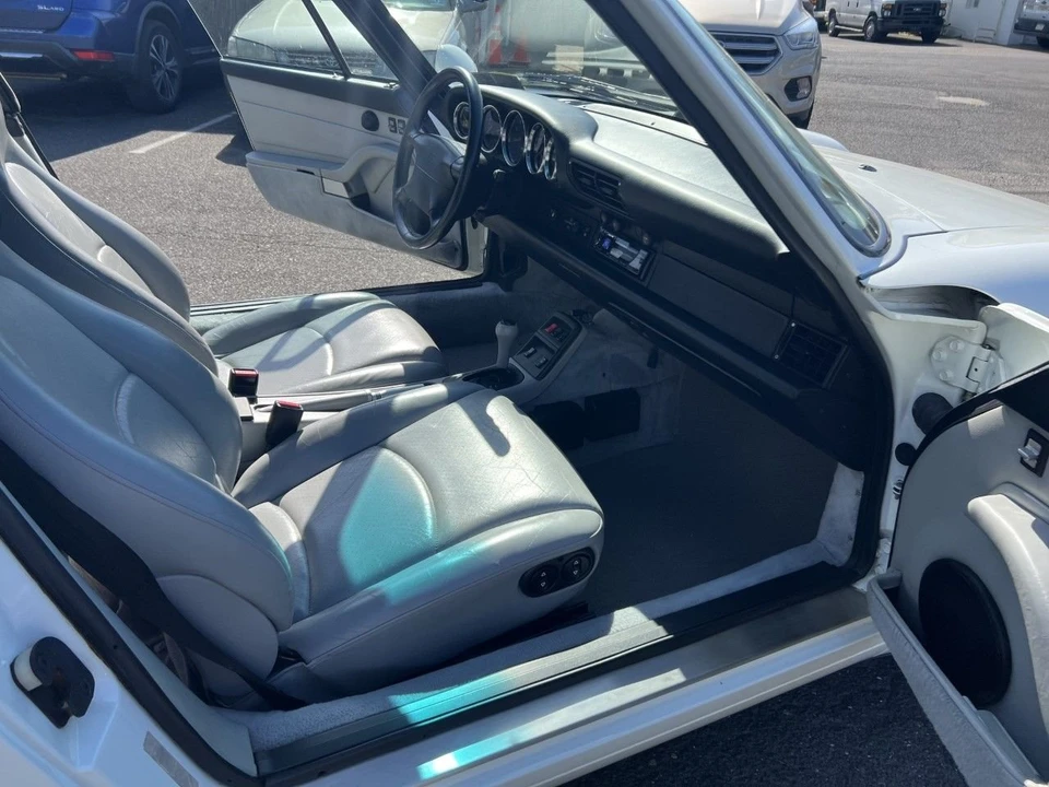 1995 Porsche 993 Carrera - Image 13 of 16