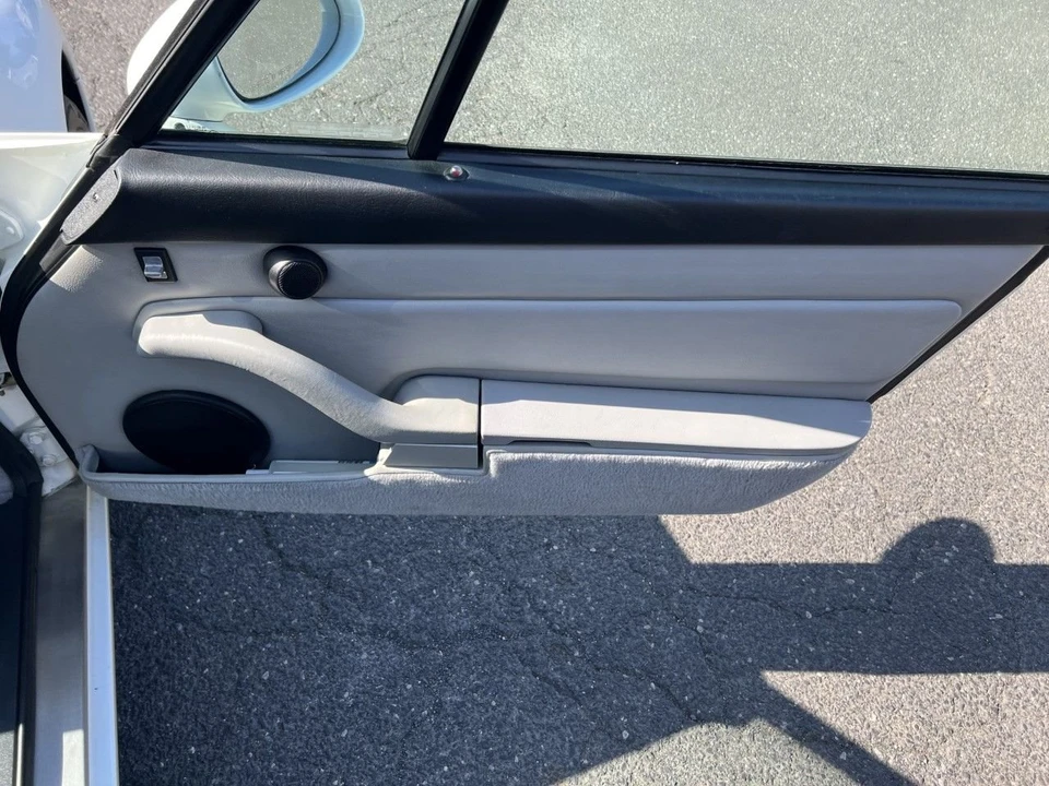 1995 Porsche 993 Carrera - Image 16 of 16