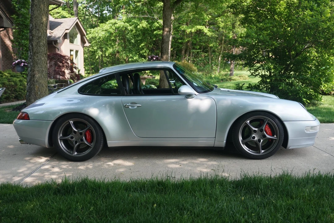 1995 Porsche 993 Carrera - Image 8 of 31