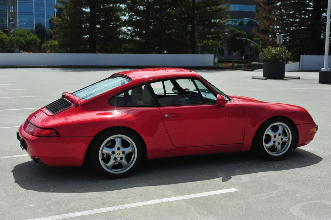 1995 Porsche 993 Carrera - Image 10 of 31