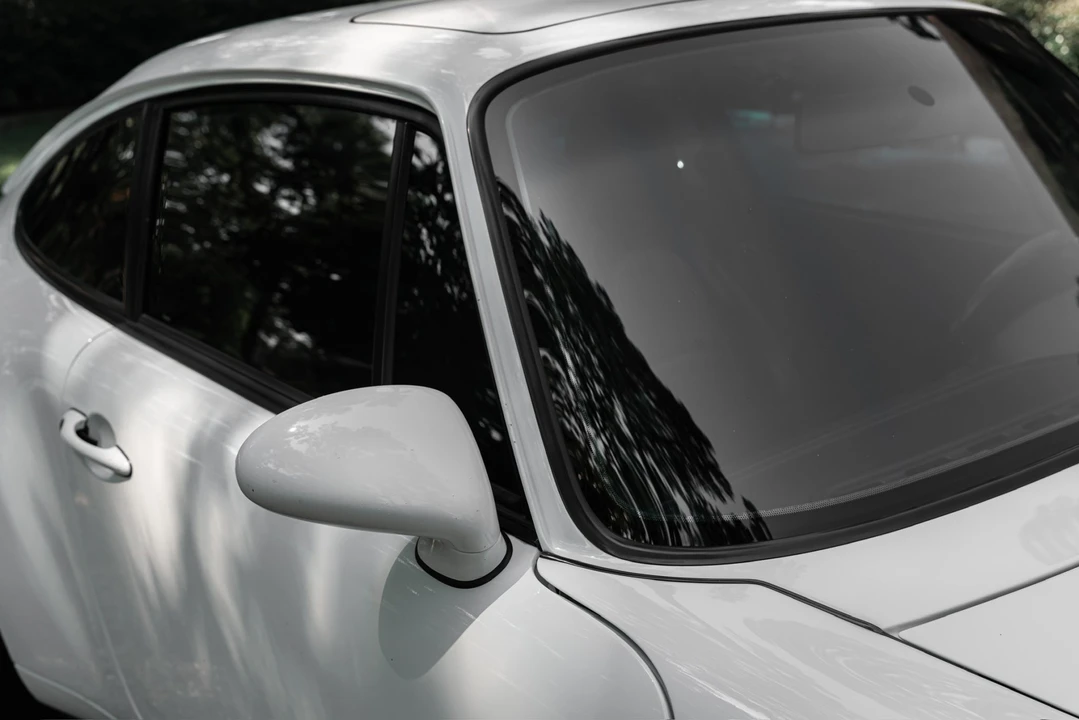 1995 Porsche 993 Carrera - Image 29 of 31
