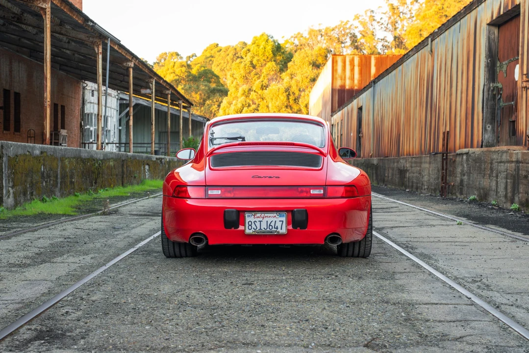 1995 Porsche 993 Carrera - Image 13 of 31