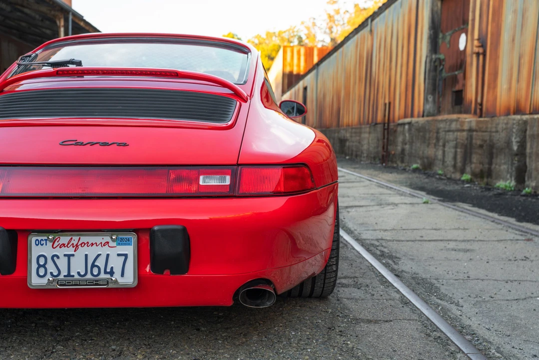 1995 Porsche 993 Carrera - Image 25 of 31