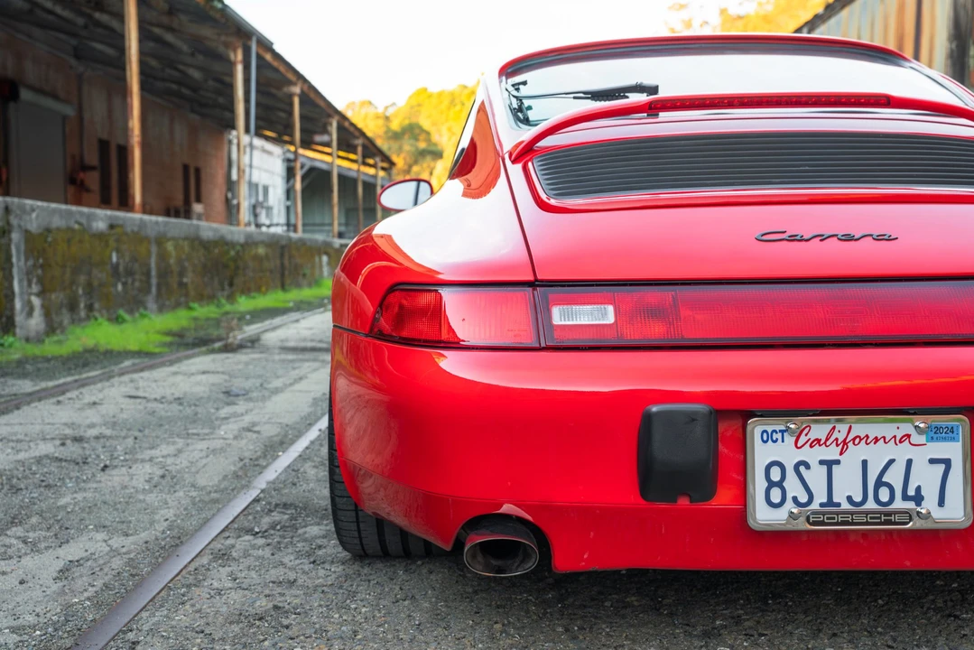 1995 Porsche 993 Carrera - Image 24 of 31