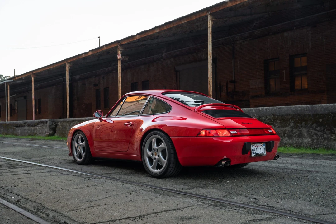 1995 Porsche 993 Carrera - Image 10 of 31