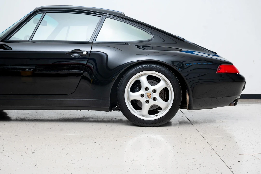 1995 Porsche 993 Carrera - Image 17 of 31