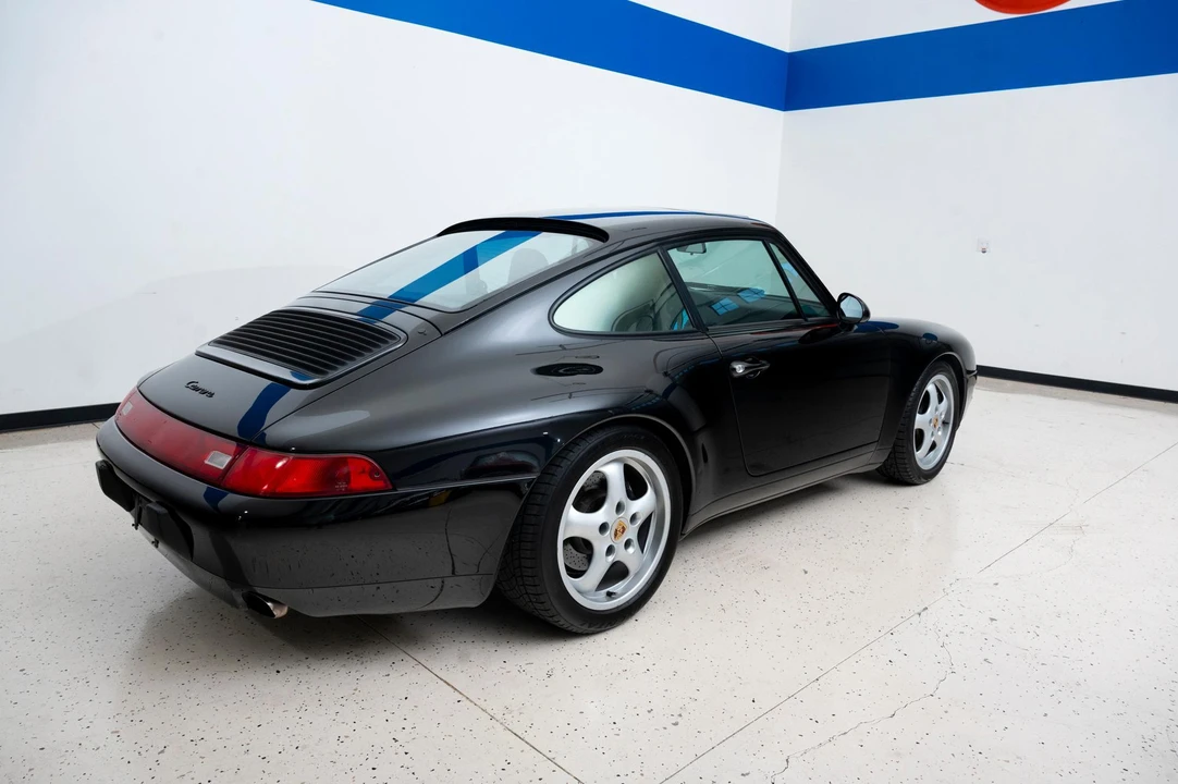 1995 Porsche 993 Carrera - Image 8 of 31