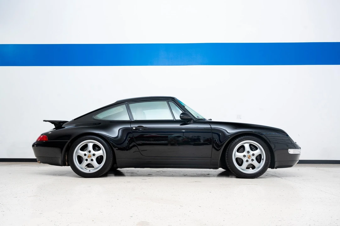 1995 Porsche 993 Carrera - Image 11 of 31