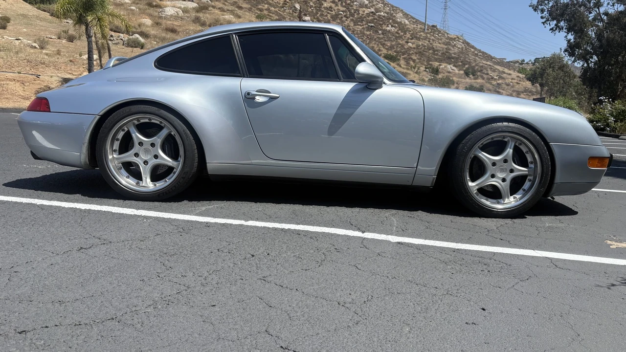 1995 Porsche 993 Carrera - Image 3 of 31