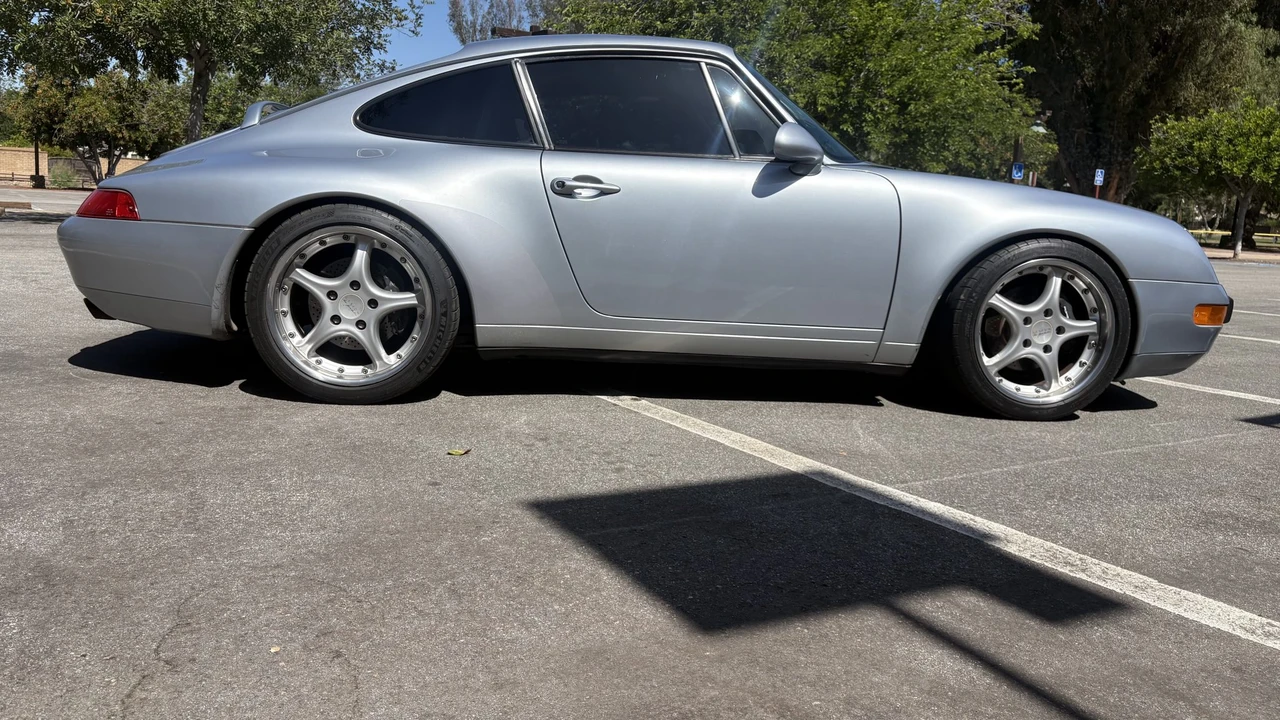 1995 Porsche 993 Carrera - Image 4 of 31