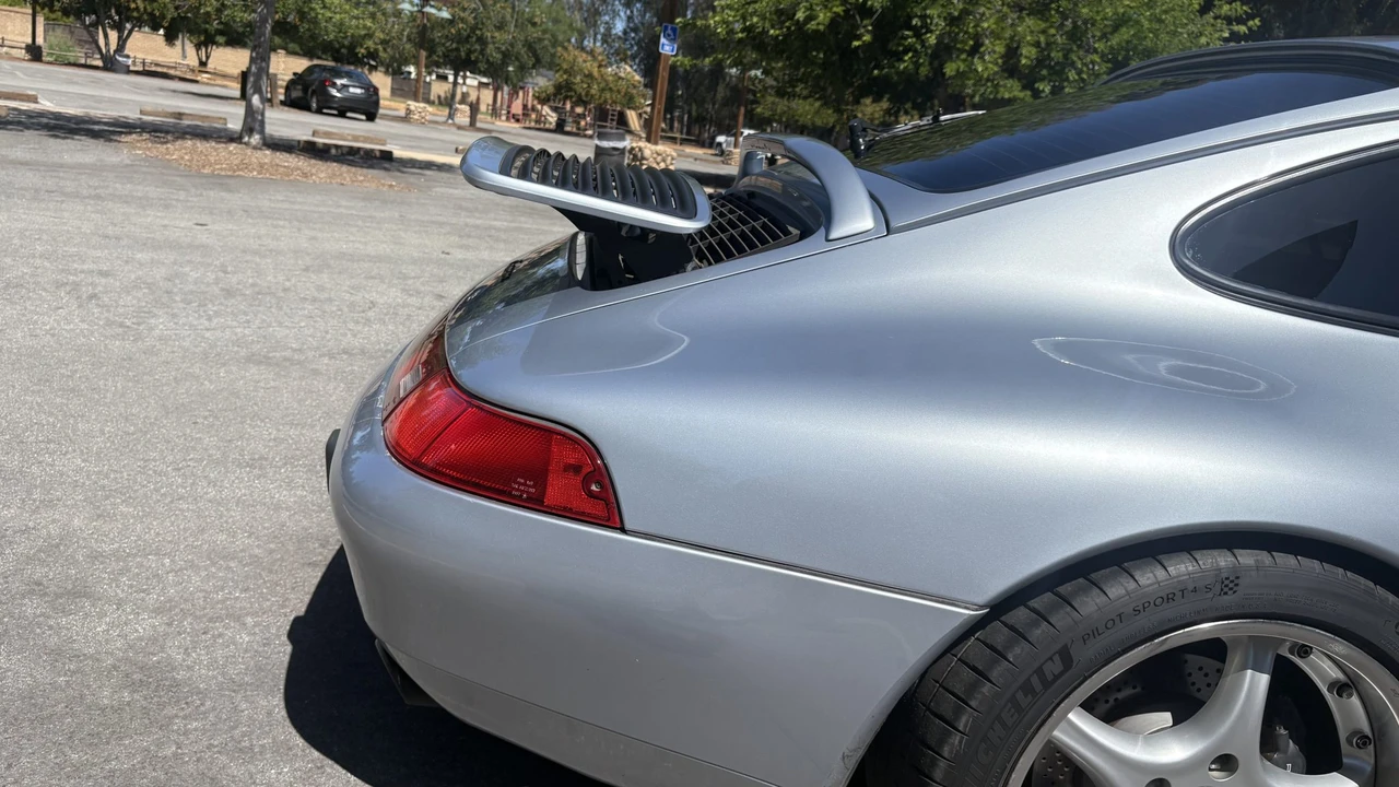1995 Porsche 993 Carrera - Image 16 of 31