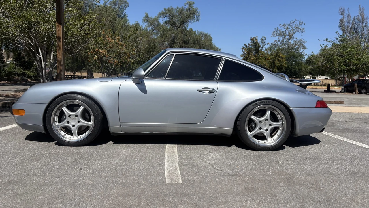 1995 Porsche 993 Carrera - Image 7 of 31