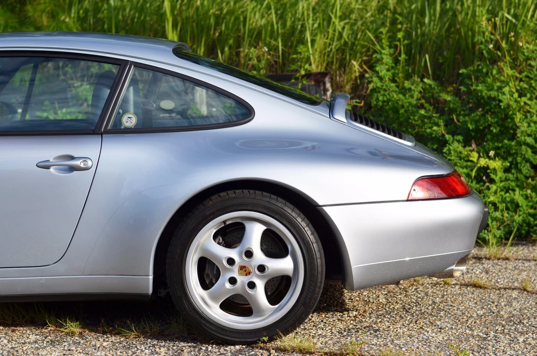 1995 Porsche 993 Carrera - Image 15 of 31