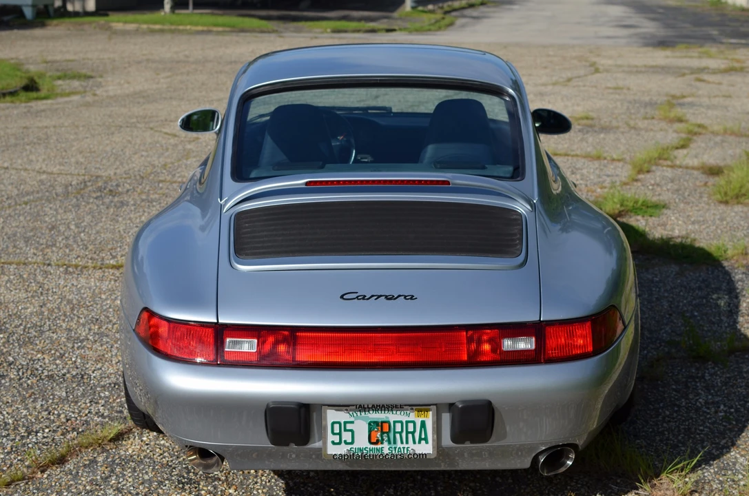 1995 Porsche 993 Carrera - Image 9 of 31