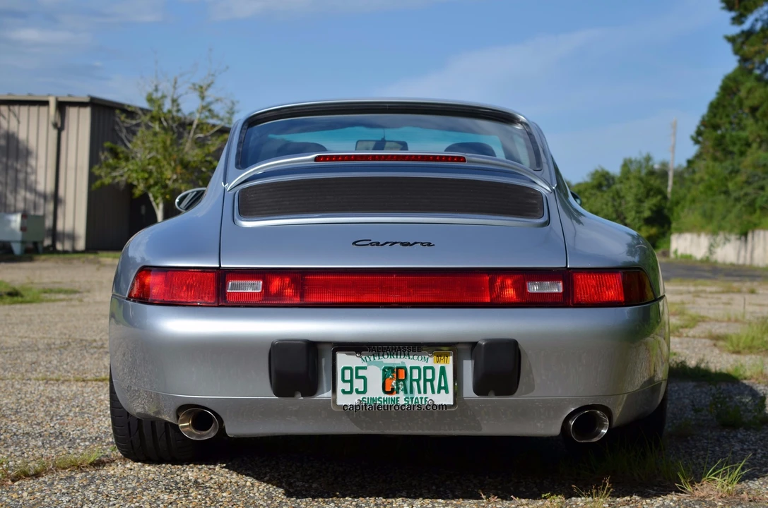 1995 Porsche 993 Carrera - Image 10 of 31