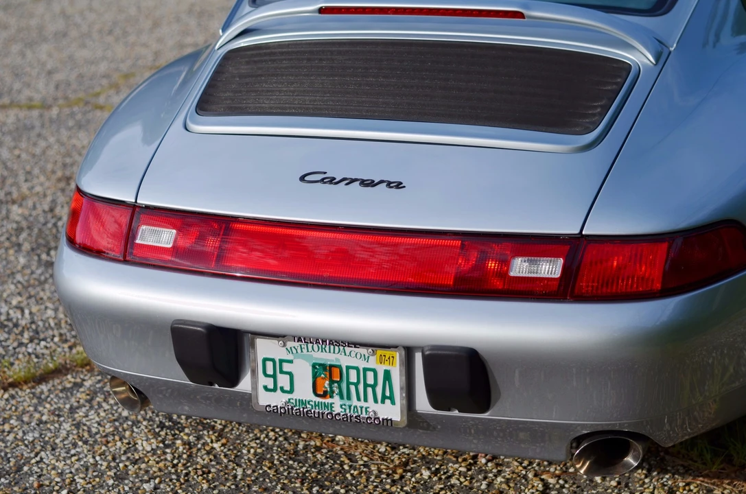 1995 Porsche 993 Carrera - Image 17 of 31