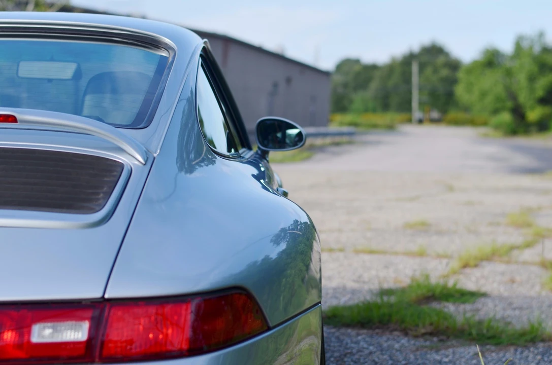 1995 Porsche 993 Carrera - Image 18 of 31