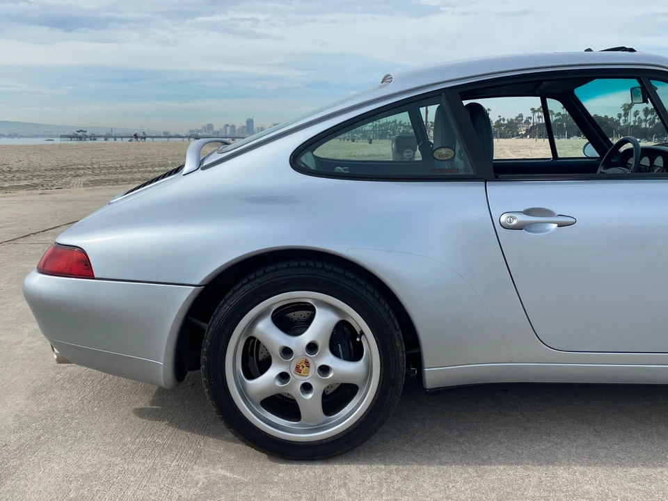 1995 Porsche 993 Carrera - Image 29 of 31