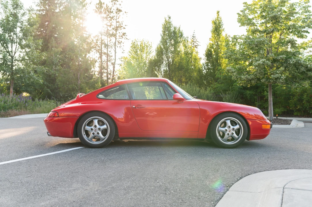 1995 Porsche 993 Carrera - Image 10 of 31