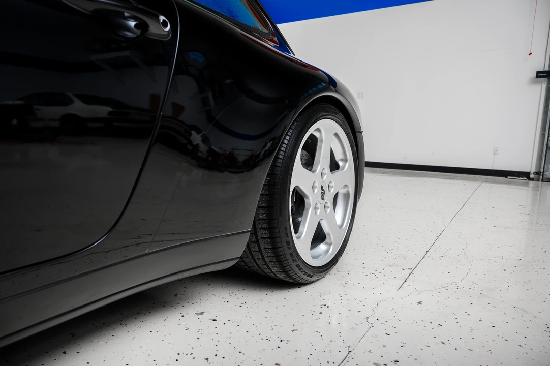 1995 Porsche 993 Carrera - Image 18 of 31