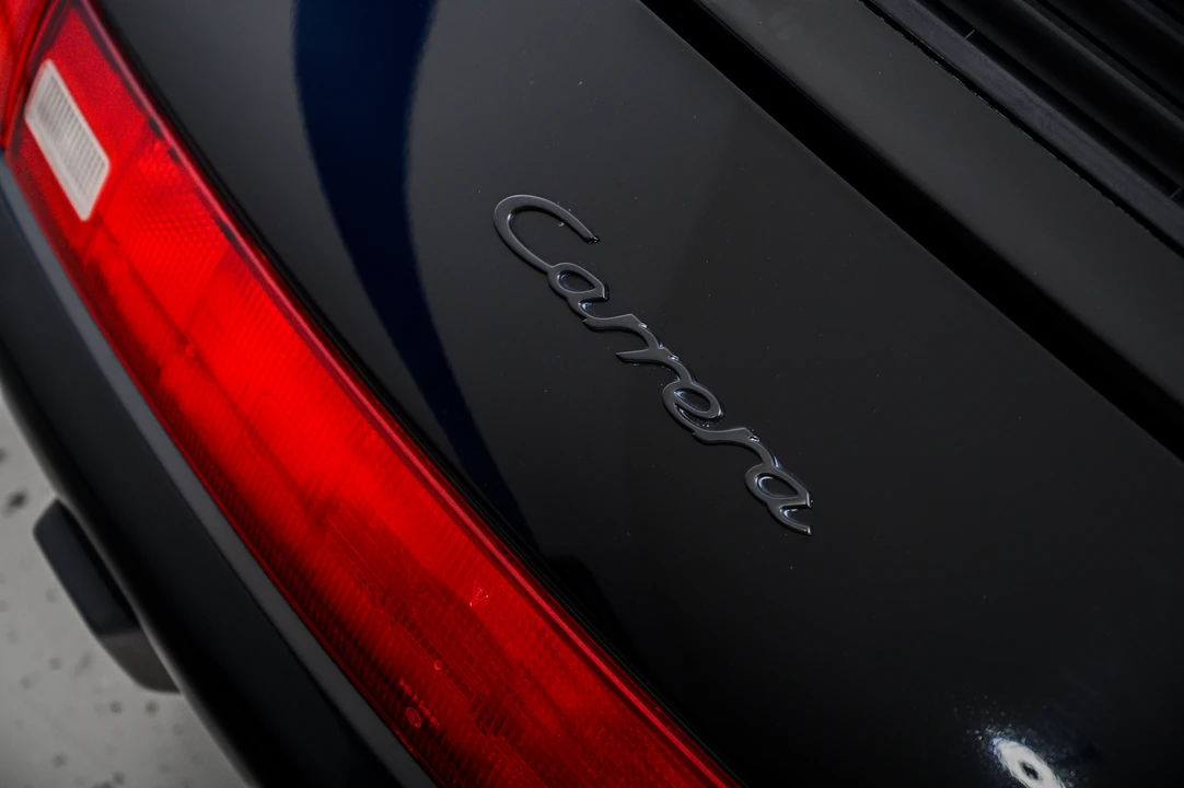 1995 Porsche 993 Carrera - Image 29 of 31