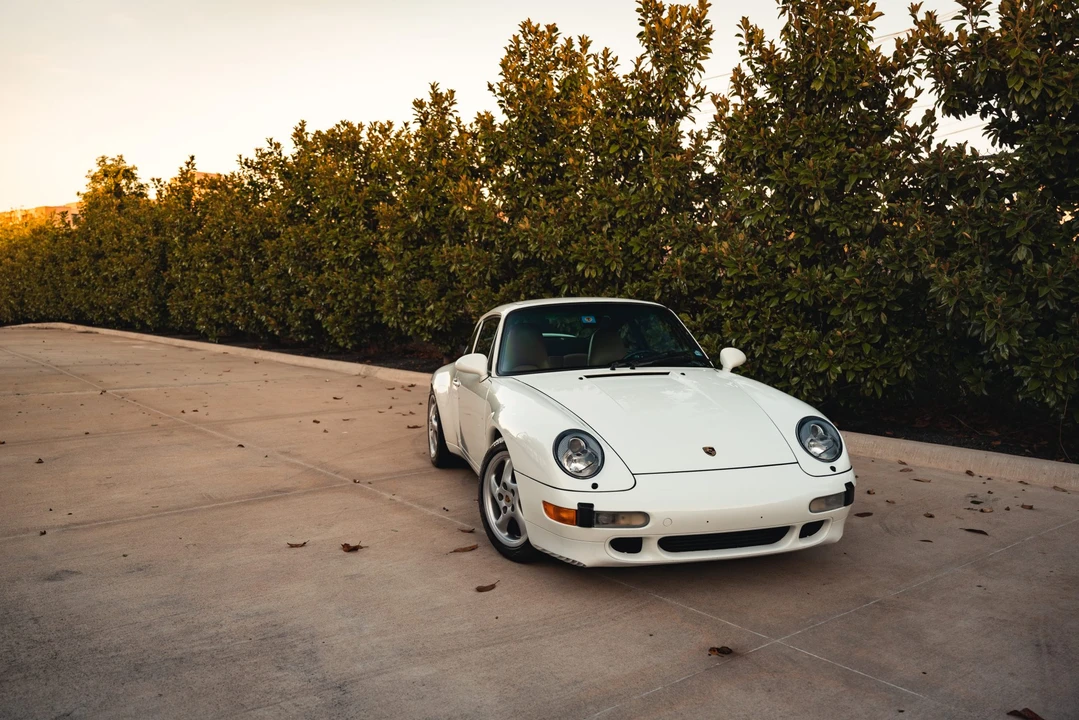 1995 Porsche 993 Carrera - Image 25 of 31
