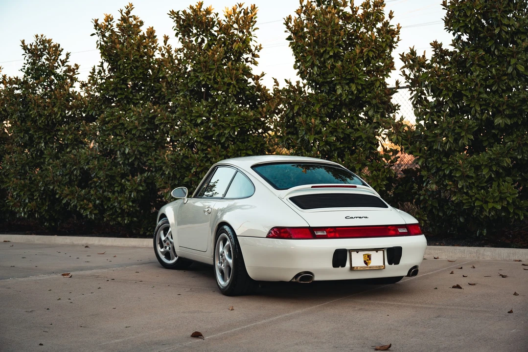1995 Porsche 993 Carrera - Image 8 of 31