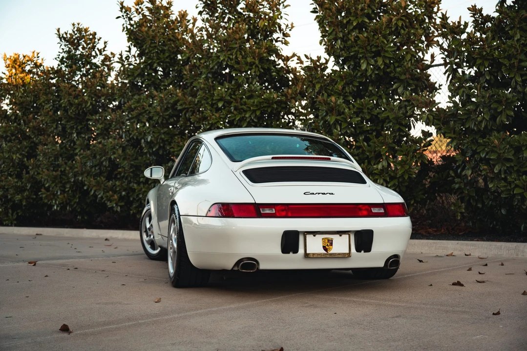 1995 Porsche 993 Carrera - Image 10 of 31