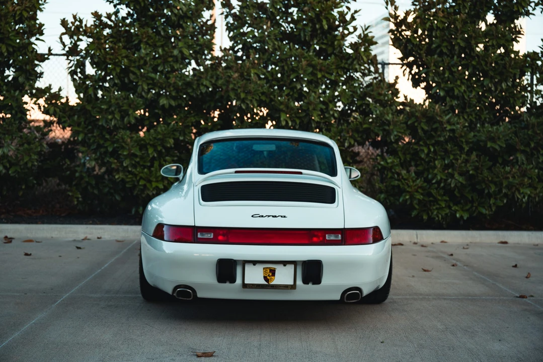 1995 Porsche 993 Carrera - Image 12 of 31