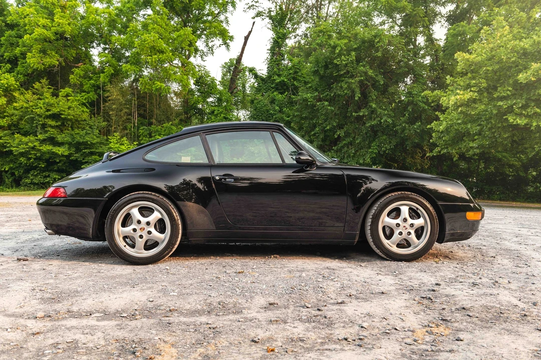 1995 Porsche 993 Carrera - Image 10 of 31