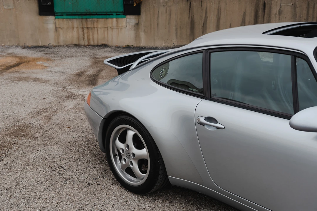 1995 Porsche 993 Carrera - Image 17 of 31