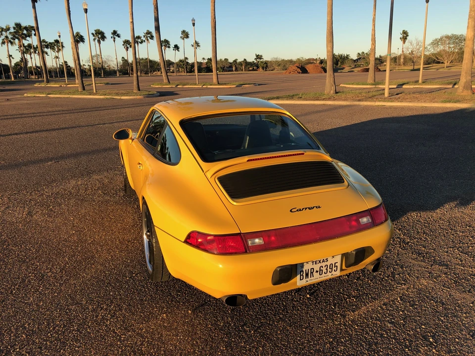1995 Porsche 993 Carrera - Image 14 of 31