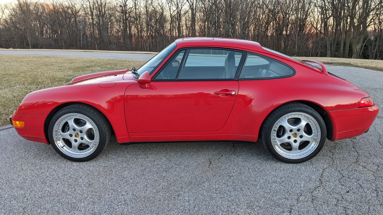 1995 Porsche 993 Carrera - Image 13 of 31