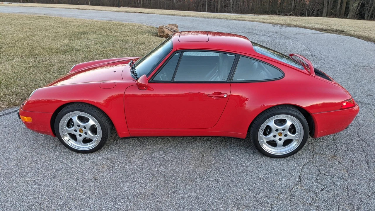 1995 Porsche 993 Carrera - Image 12 of 31