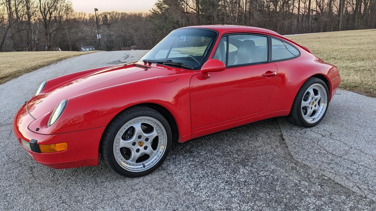 1995 Porsche 993 Carrera - Image 10 of 31