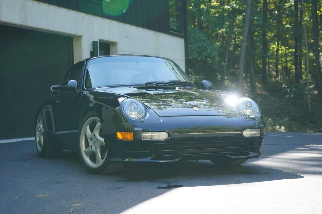 1995 Porsche 993 Carrera - Image 2 of 31