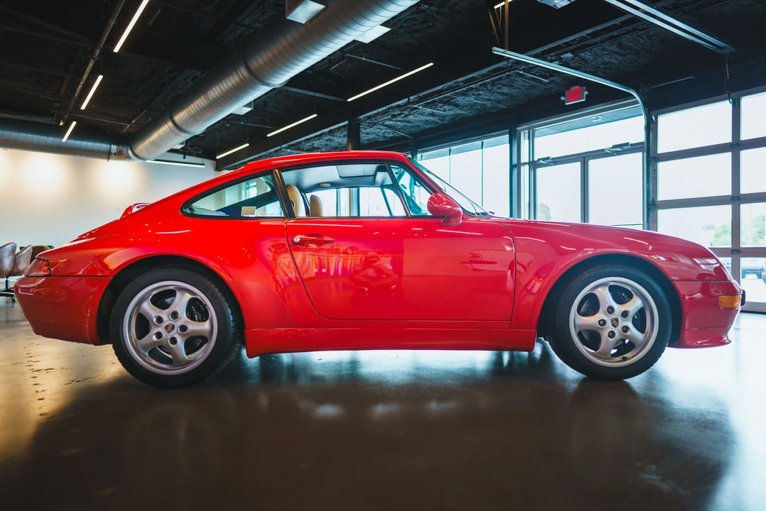 1995 Porsche 993 Carrera - Image 16 of 31