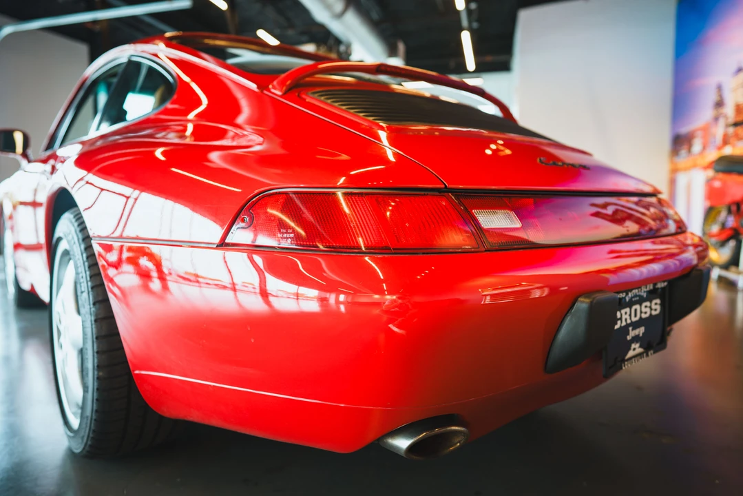 1995 Porsche 993 Carrera - Image 29 of 31