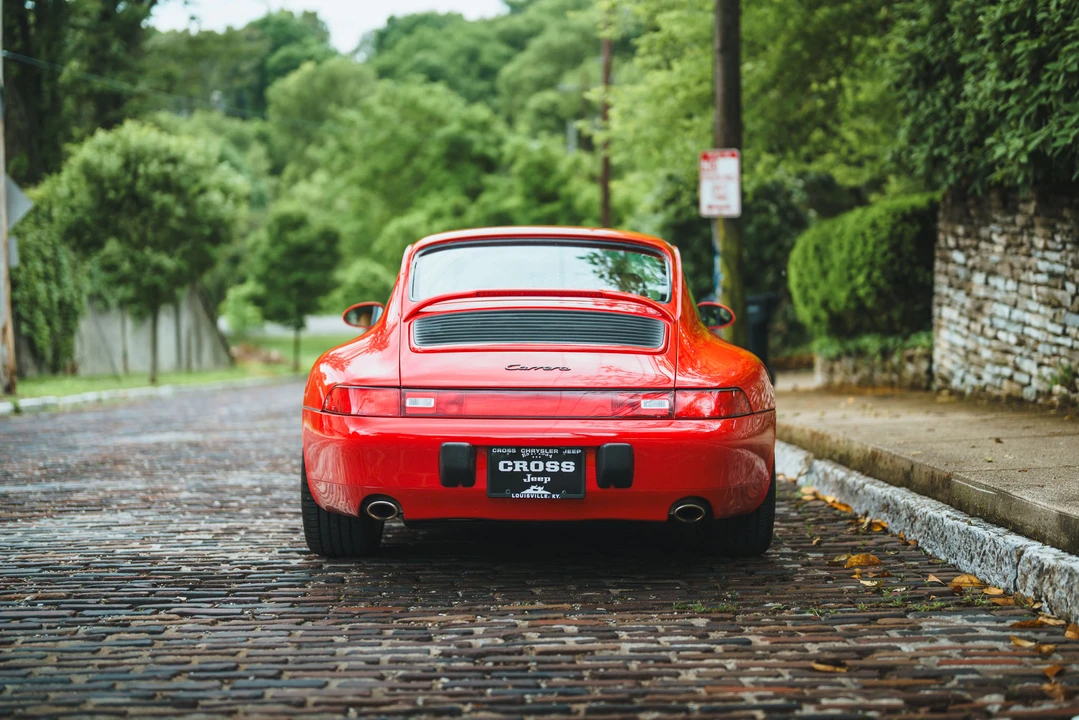 1995 Porsche 993 Carrera - Image 10 of 31