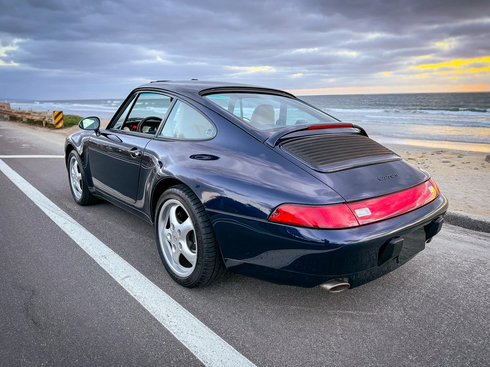 1995 Porsche 993 Carrera - Image 17 of 31