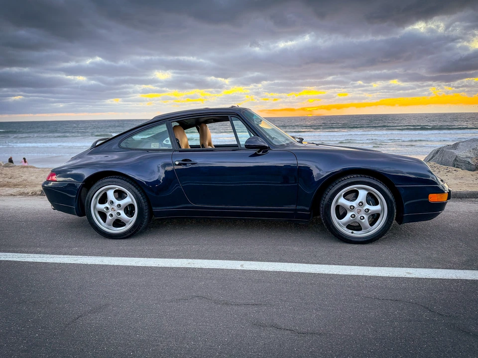 1995 Porsche 993 Carrera - Image 9 of 31