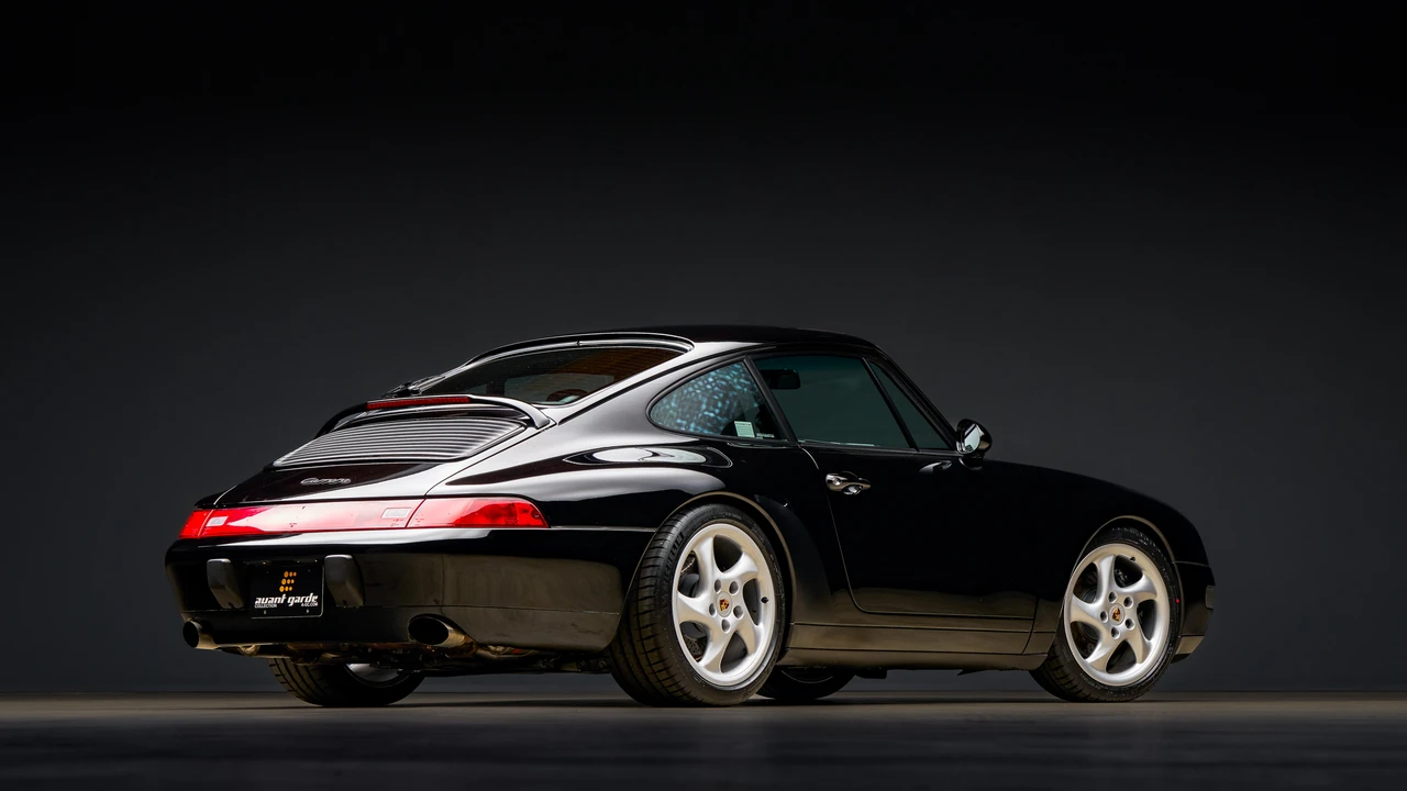 1995 Porsche 993 Carrera - Image 10 of 31
