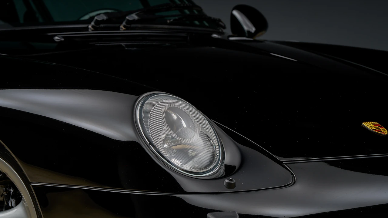 1995 Porsche 993 Carrera - Image 24 of 31