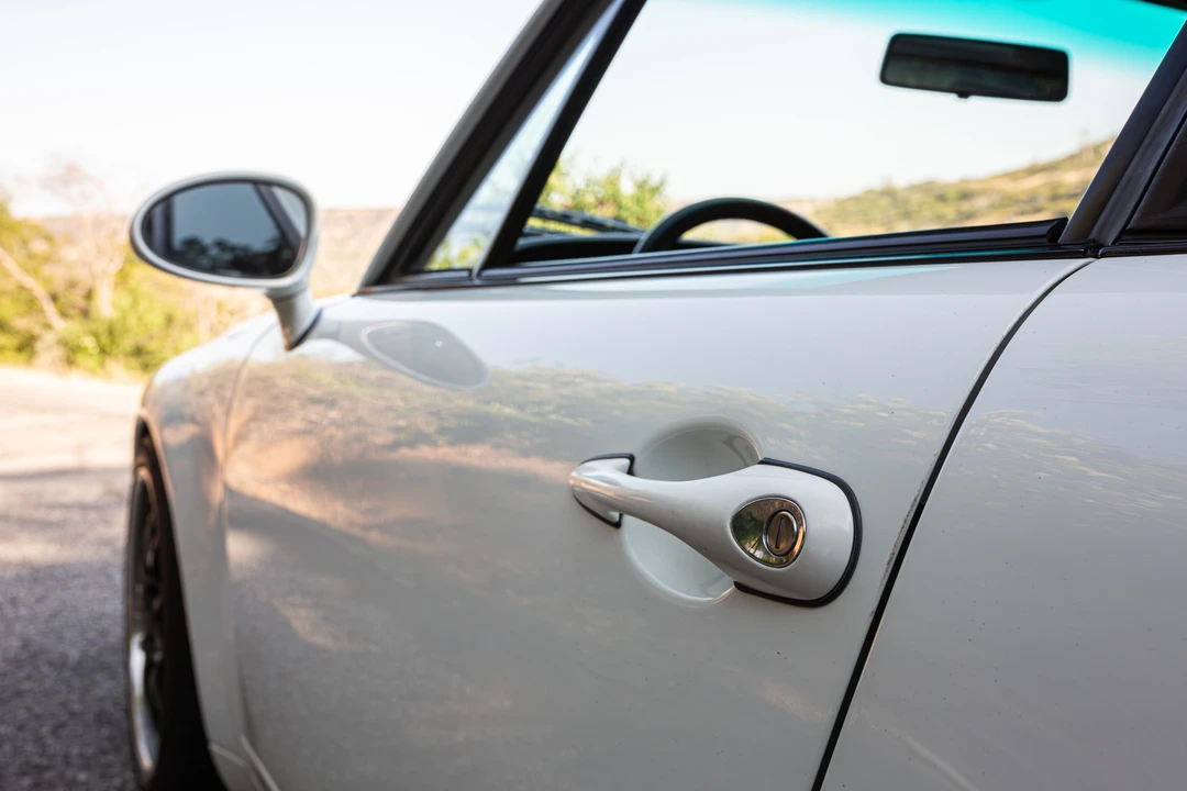 1995 Porsche 993 Carrera - Image 25 of 31