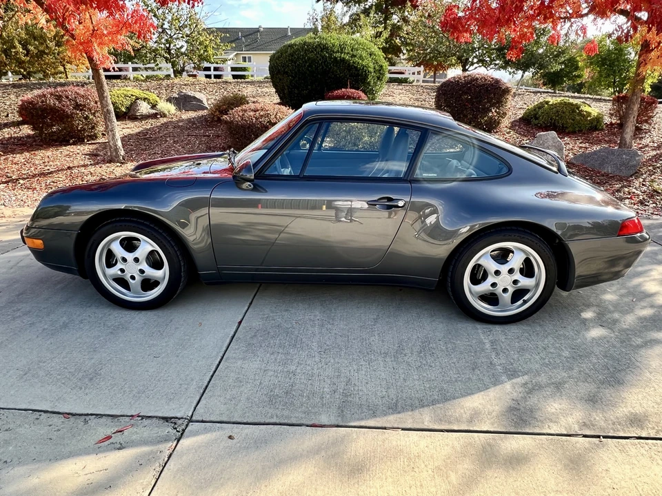 1995 Porsche 993 Carrera - Image 4 of 31
