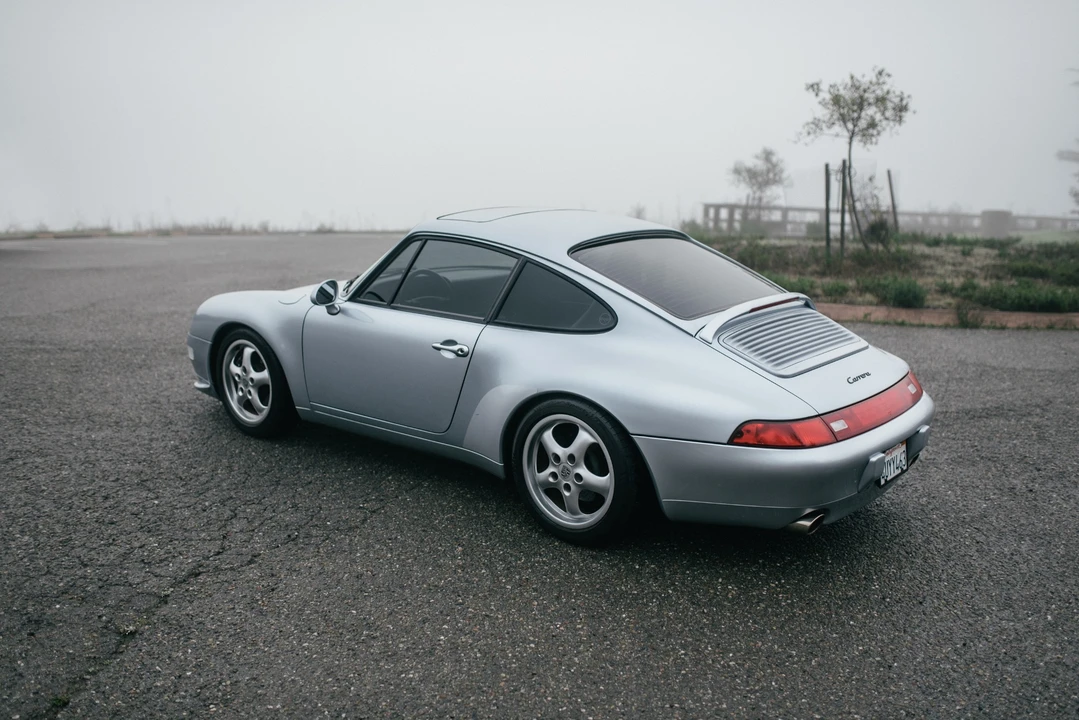1995 Porsche 993 Carrera - Image 7 of 31